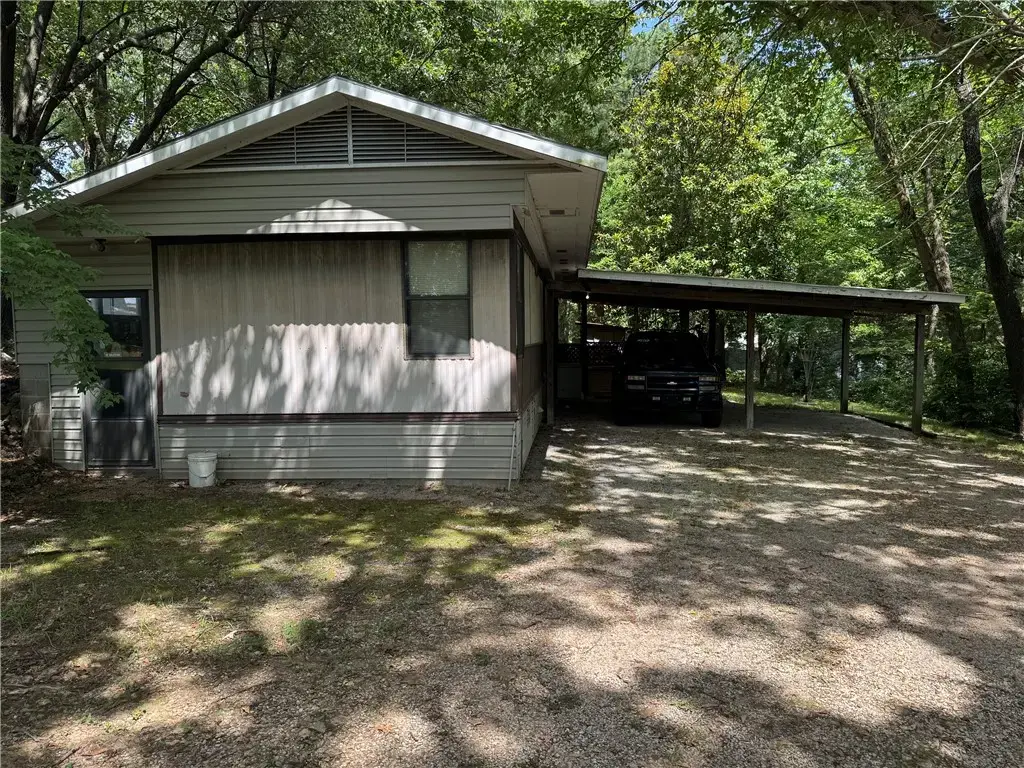 14509 Bethel Blacktop Road, Farmington