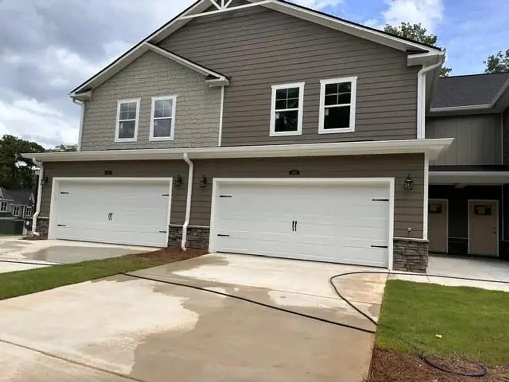 1442 Grove Park Drive 8, Columbus