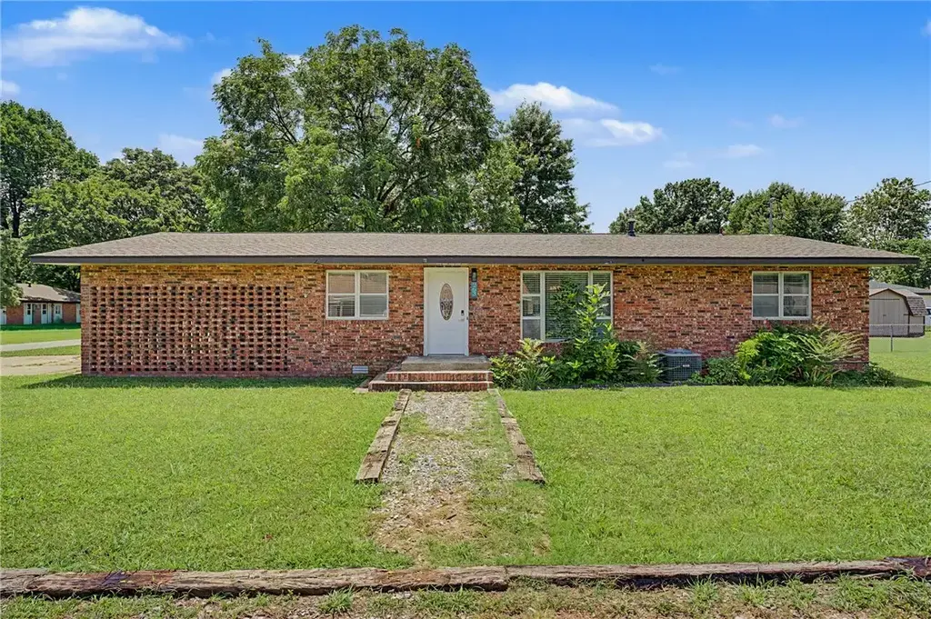 263 Van Dorn Street, Pea Ridge