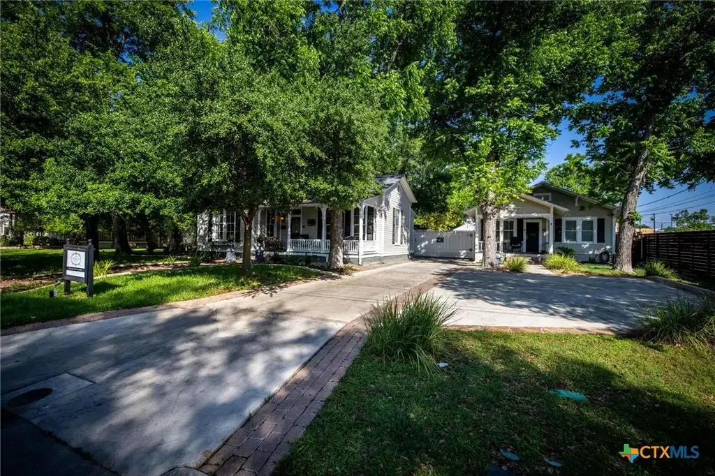 168 E Zink Street, New Braunfels