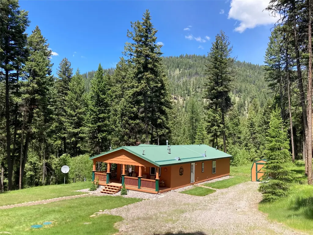 26445 Butler Creek, Huson