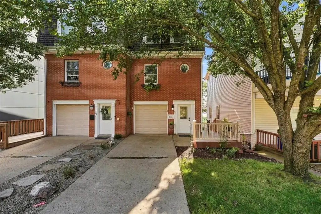 133 Meridan Street , Mt Washington