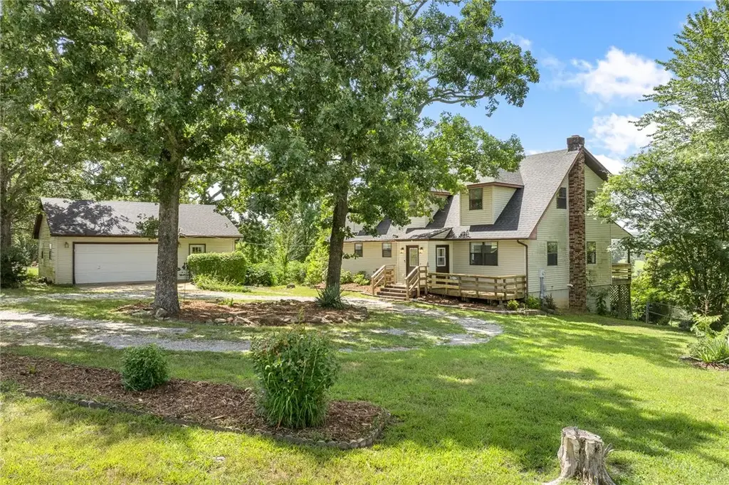 15768 N Hwy 7, Lead Hill