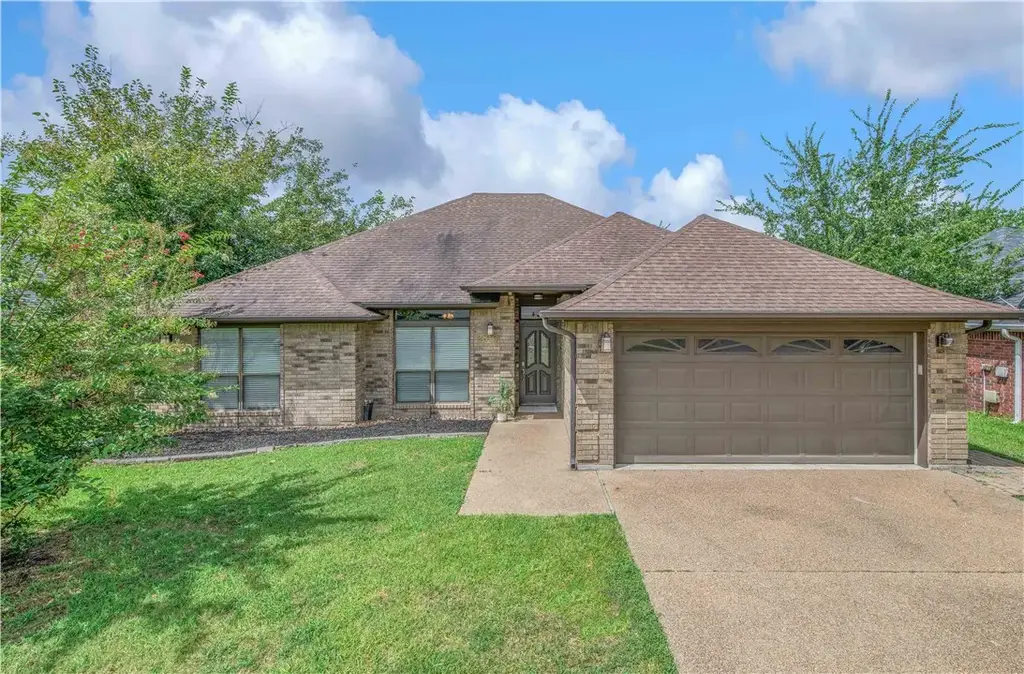 2810 Rayado Court N, College Station