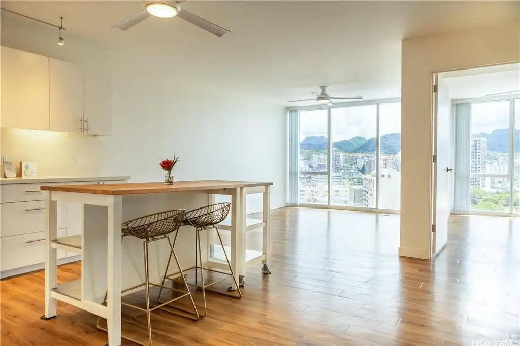 888 Kapiolani Boulevard # 2001, Honolulu