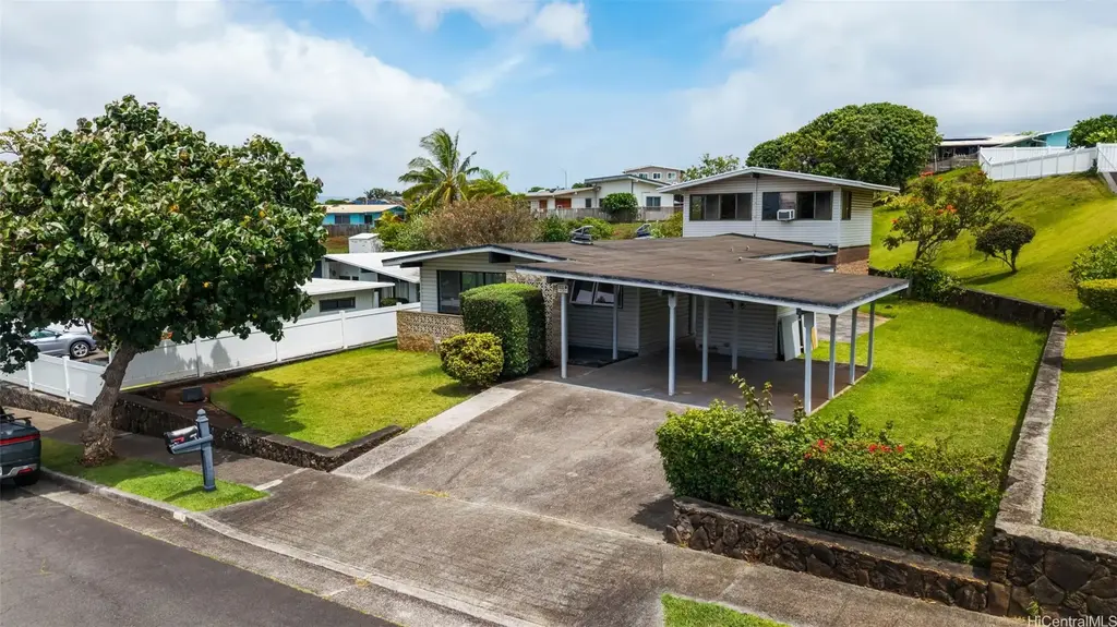 2245 Hoohai Street, Pearl City