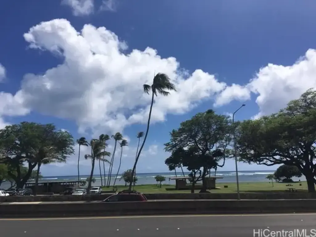 5458 Kalanianaole Highway, Honolulu