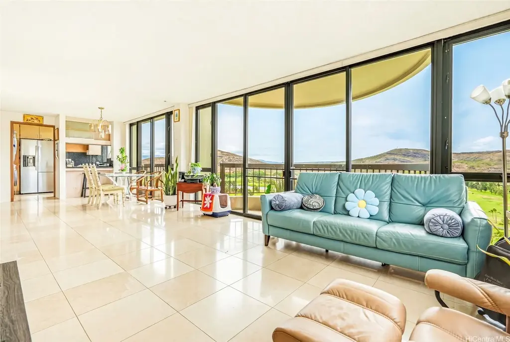 3050 Ala Poha Place # 15e, Honolulu