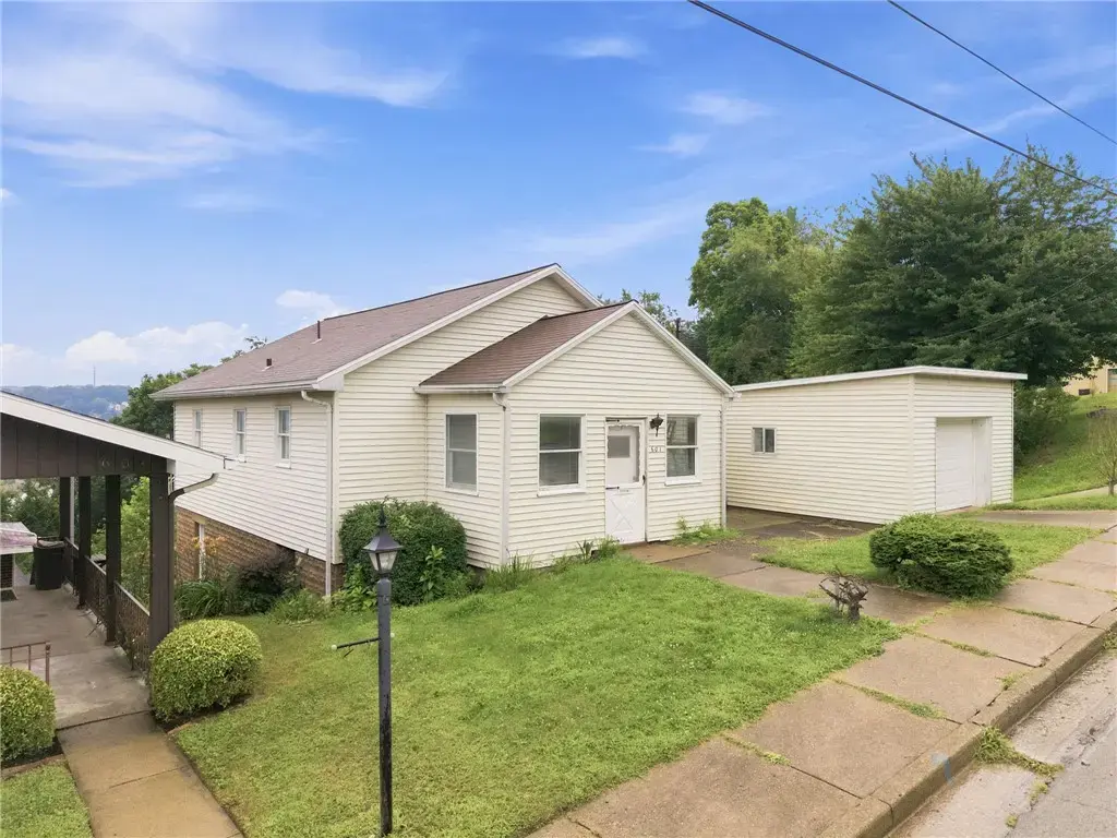 601 Highland Avenue, Jeannette