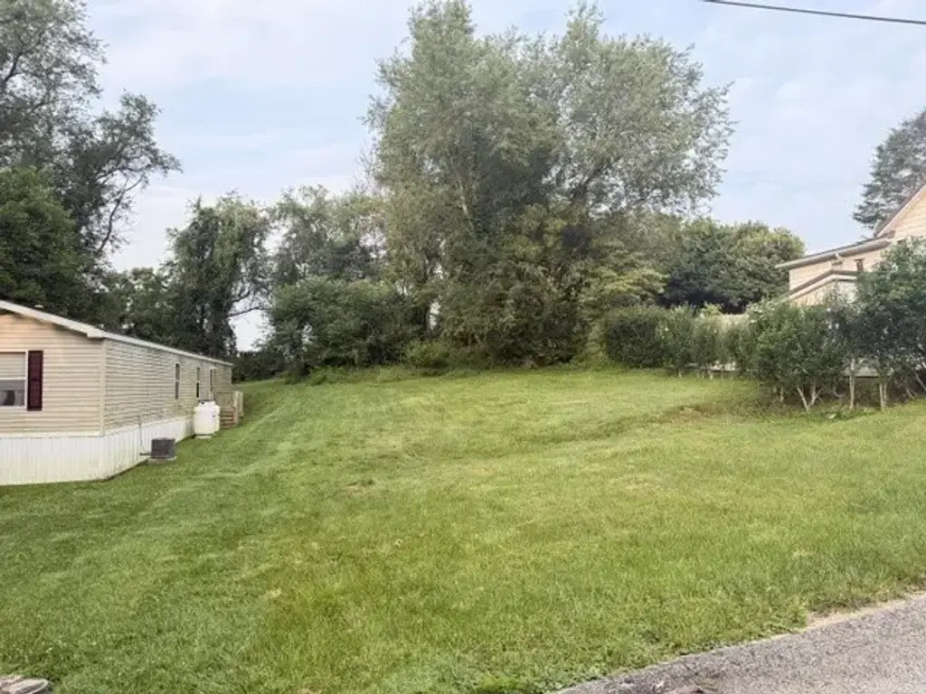 68 Buckeye Street , Hempfield