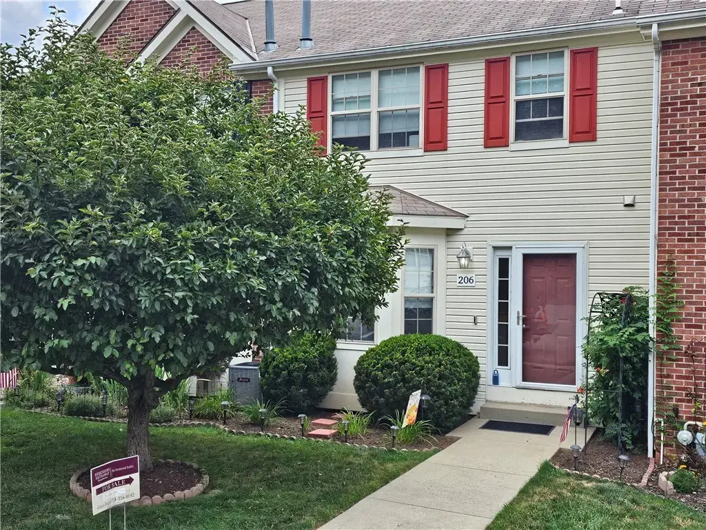 206 Hillvue Drive, Seven Fields Boro