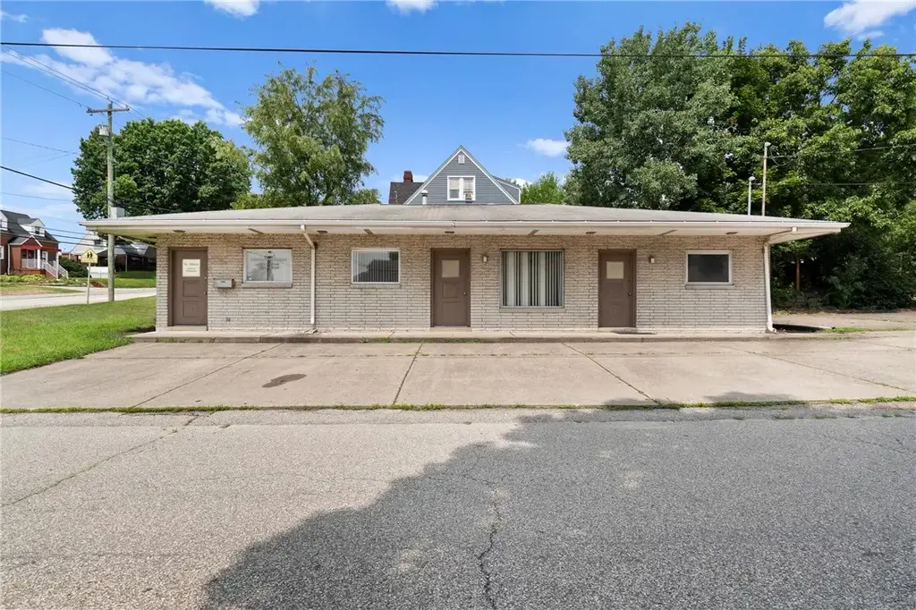 2915 Leechburg, Lower Burrell