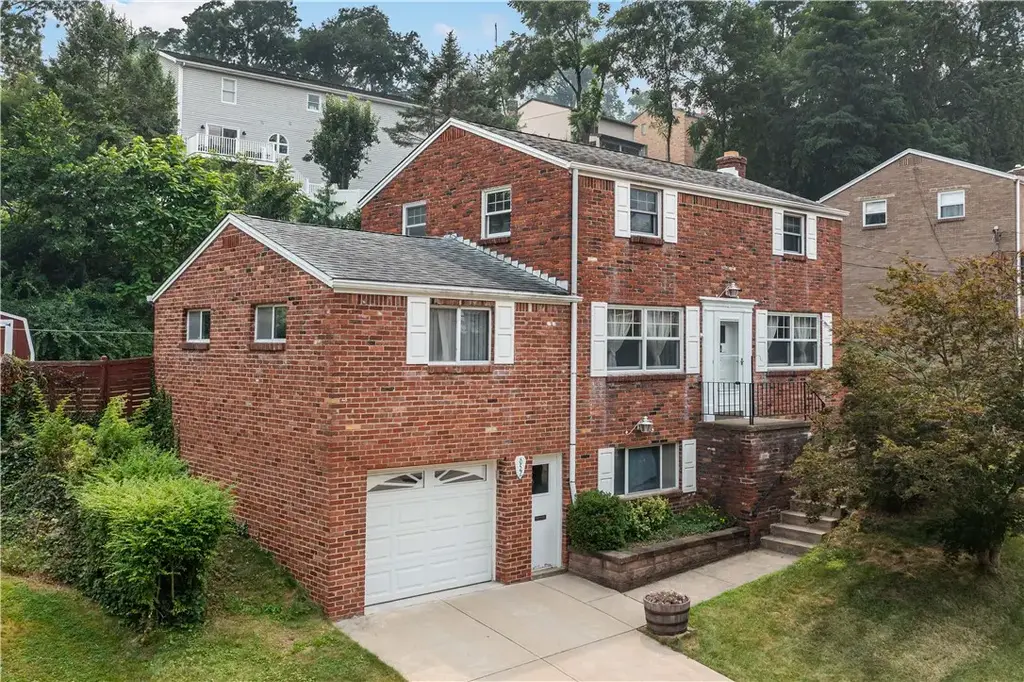 652 Fernhill Avenue , Brookline