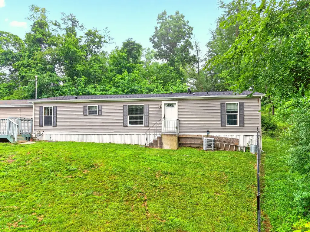 716 Hamilton Avenue, Rostraver