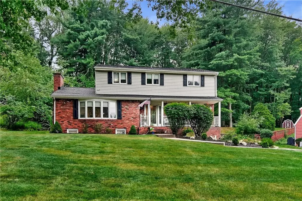 107 Windgate, Marshall