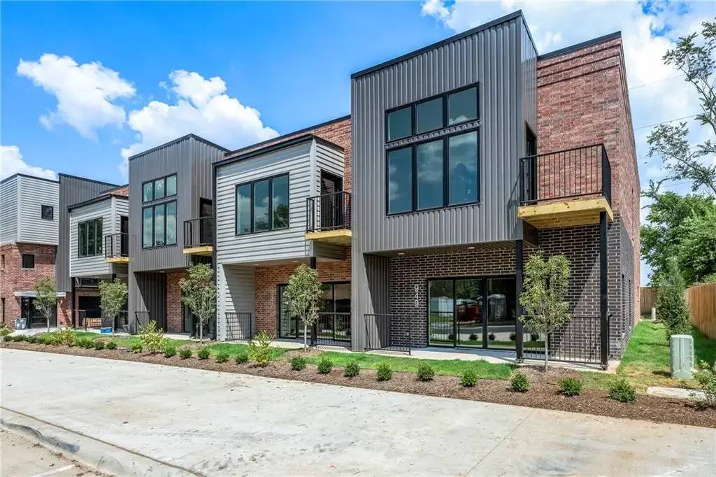 947 Se 10th Street, Bentonville