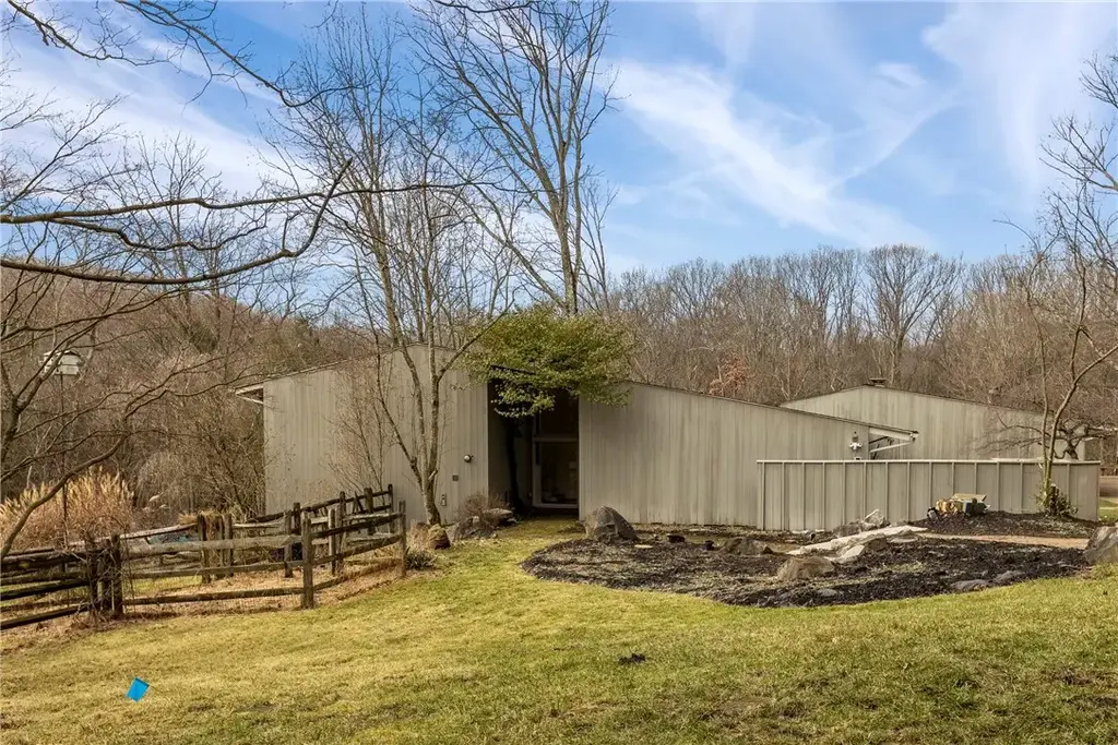 112 Wynnwood Drive , Fox Chapel