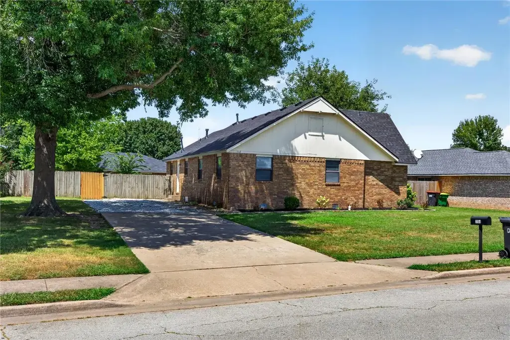 3164 Adrian Avenue, Springdale