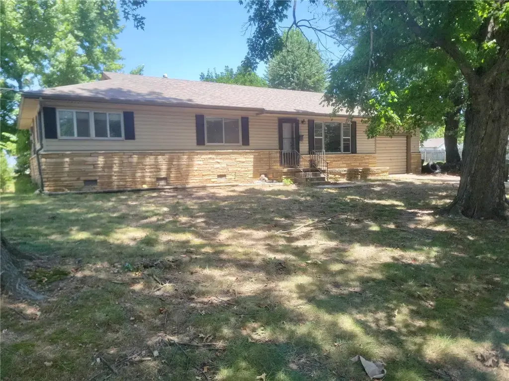 1004 W Magnolia Street, Rogers