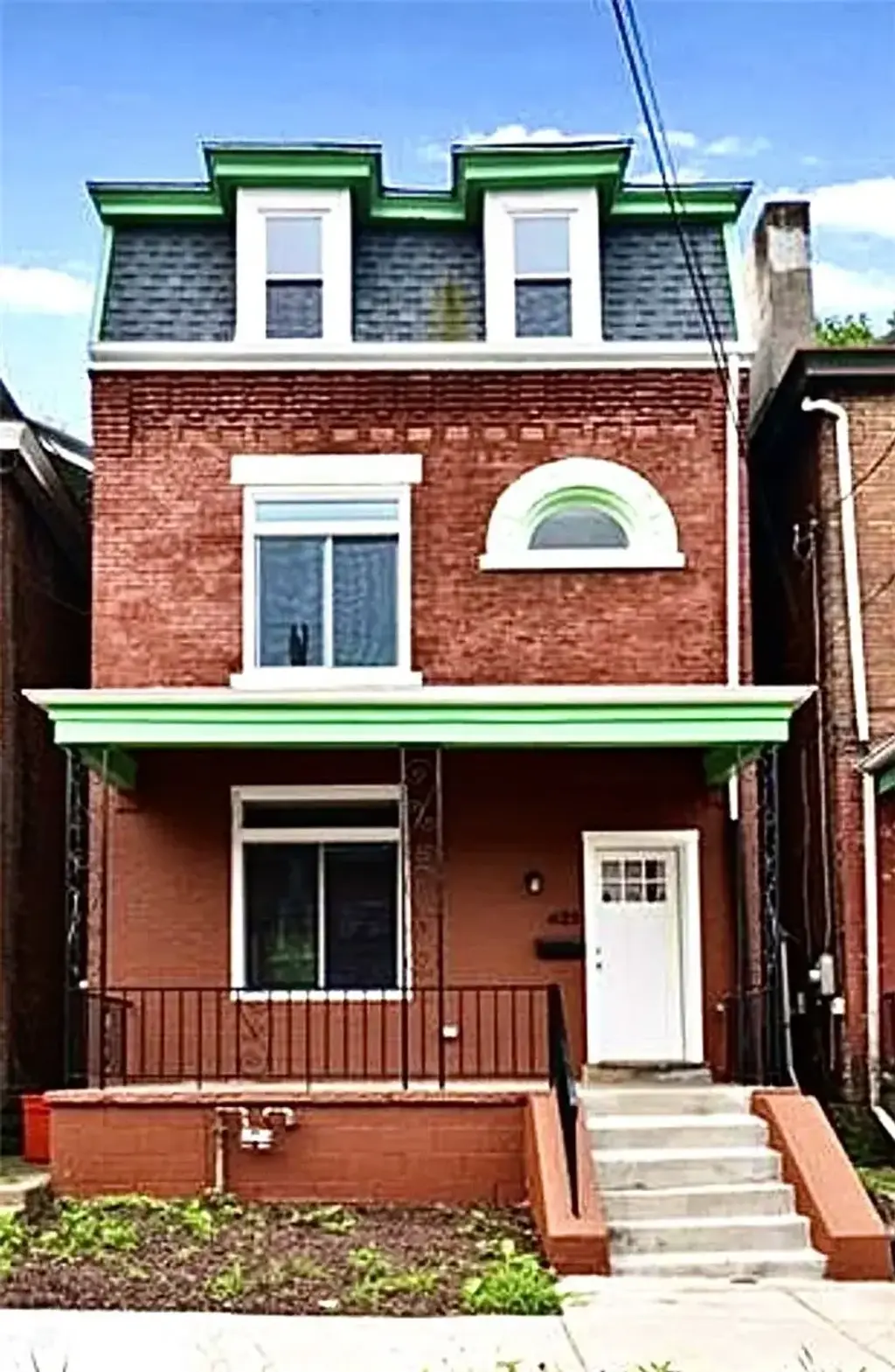 425 Elizabeth, Hazelwood