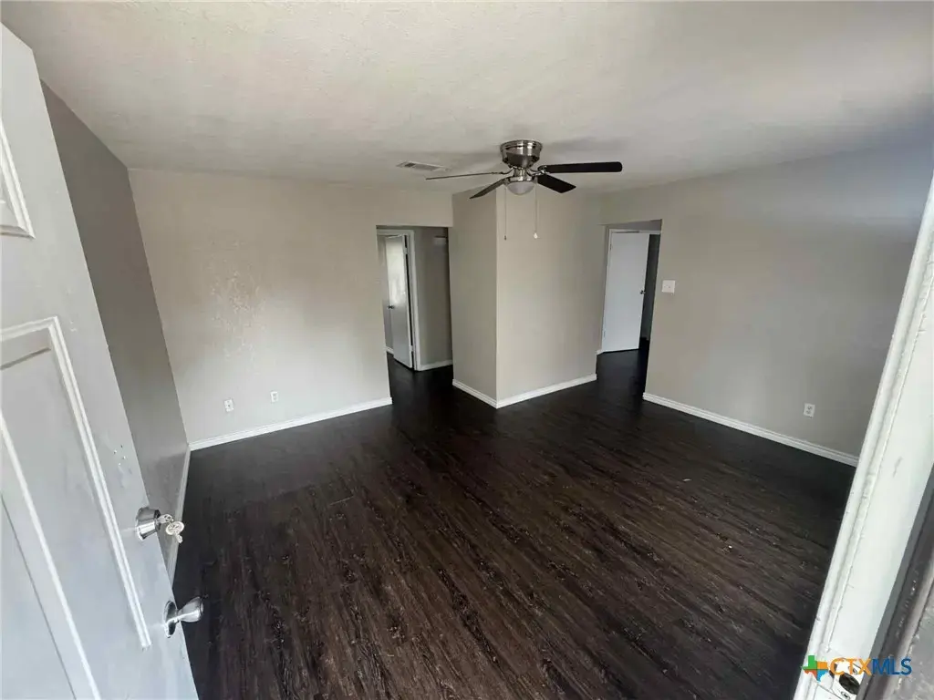 205 Erby Avenue A, Copperas Cove