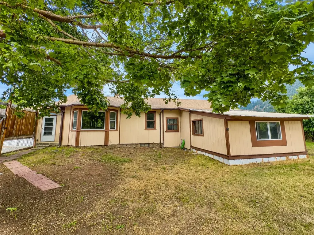 421 Montana Avenue, Missoula