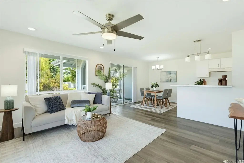94-828 Lumiauau Street # M201, Waipahu