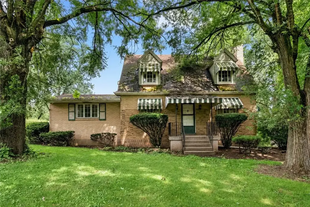 434 Fairview Road , Ohioville