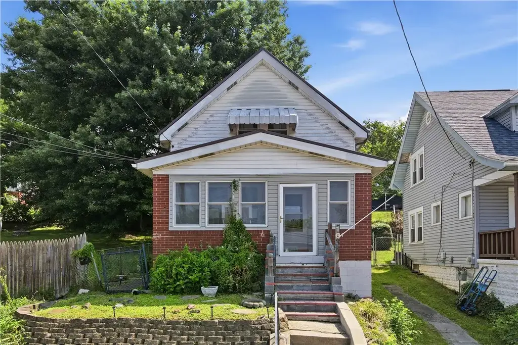 1633 Creedmoor Avenue , Brookline