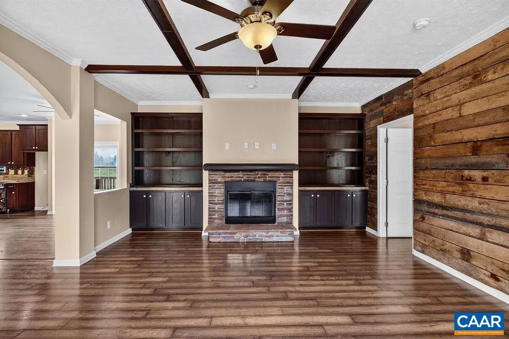 462 Burchs Creek Rd, Crozet