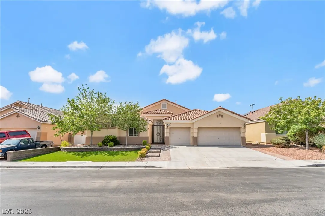 Photo of Listing #2802455