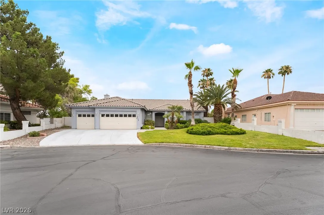 Photo of Listing #2802458