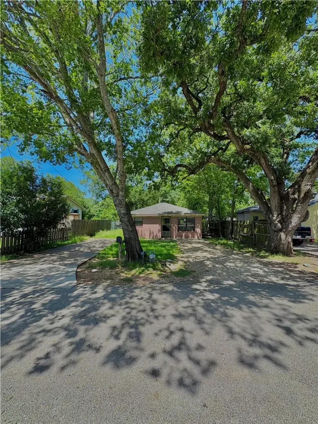 1204 Peale Street, Bryan