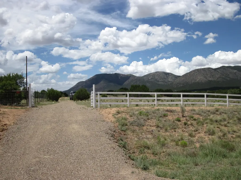 975 Nm-344, Edgewood