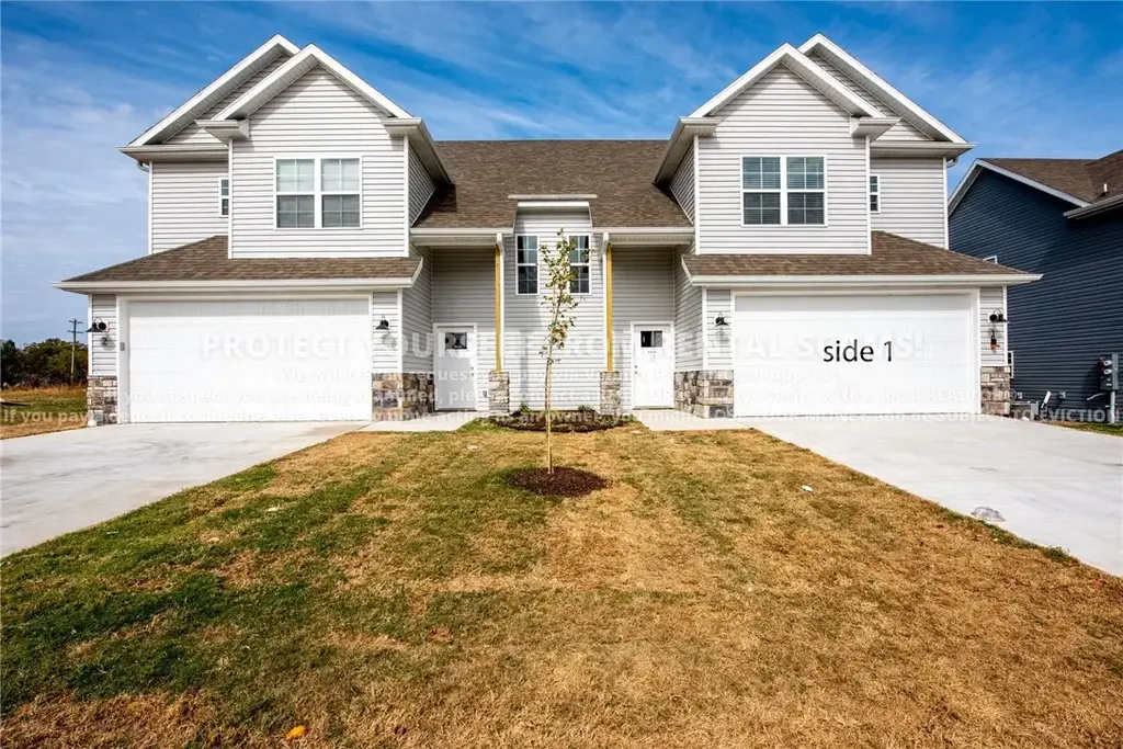 3102 Sw Garrison Lane 2, Bentonville