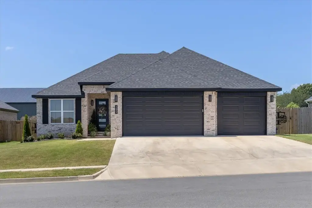 152 Nebo Street, Prairie Grove