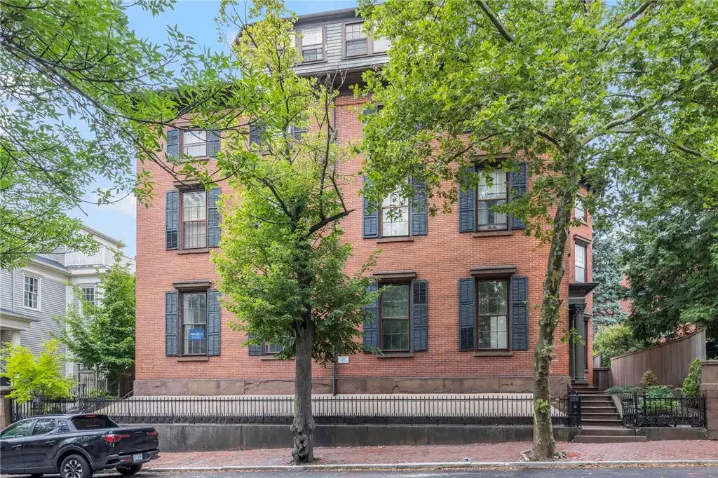 283 Benefit St # E, Providence