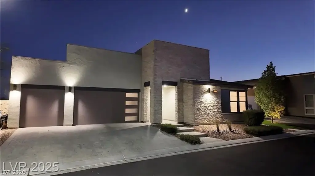 9239 Beltana Court, Las Vegas