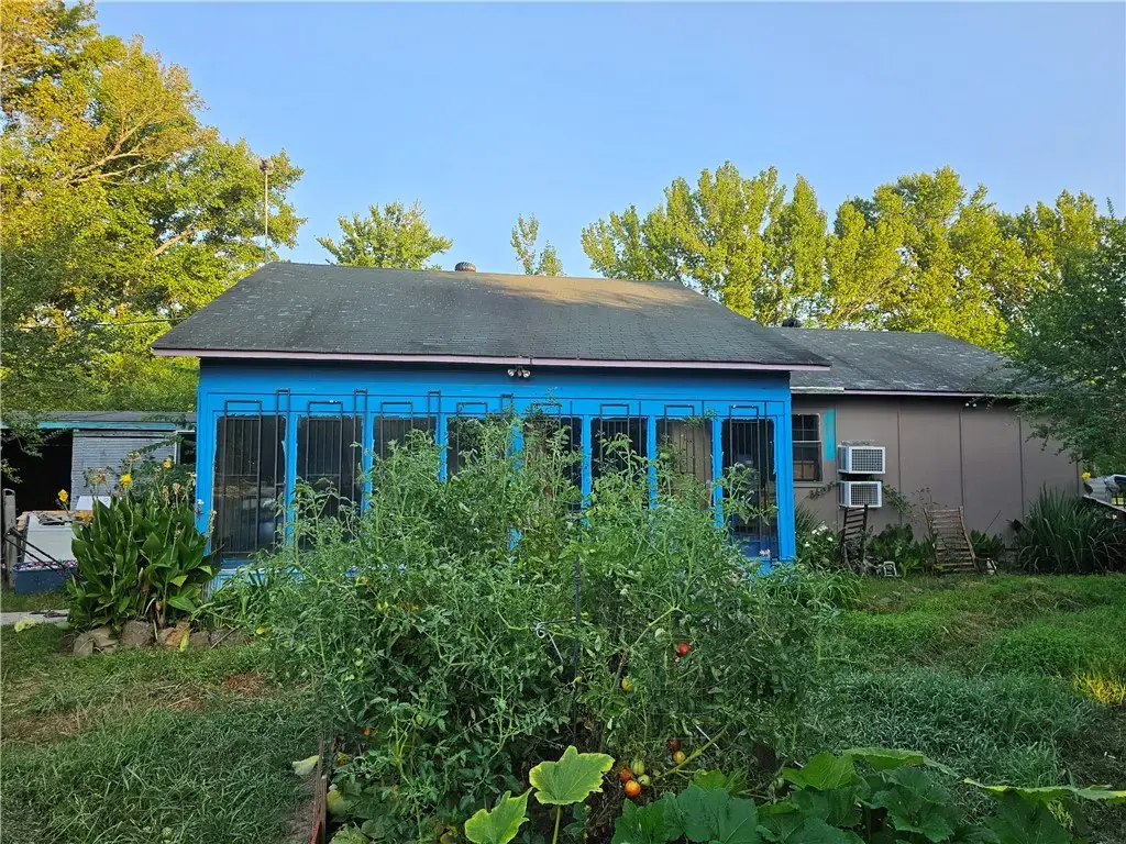 629 Bud Chesney Road, Russellville
