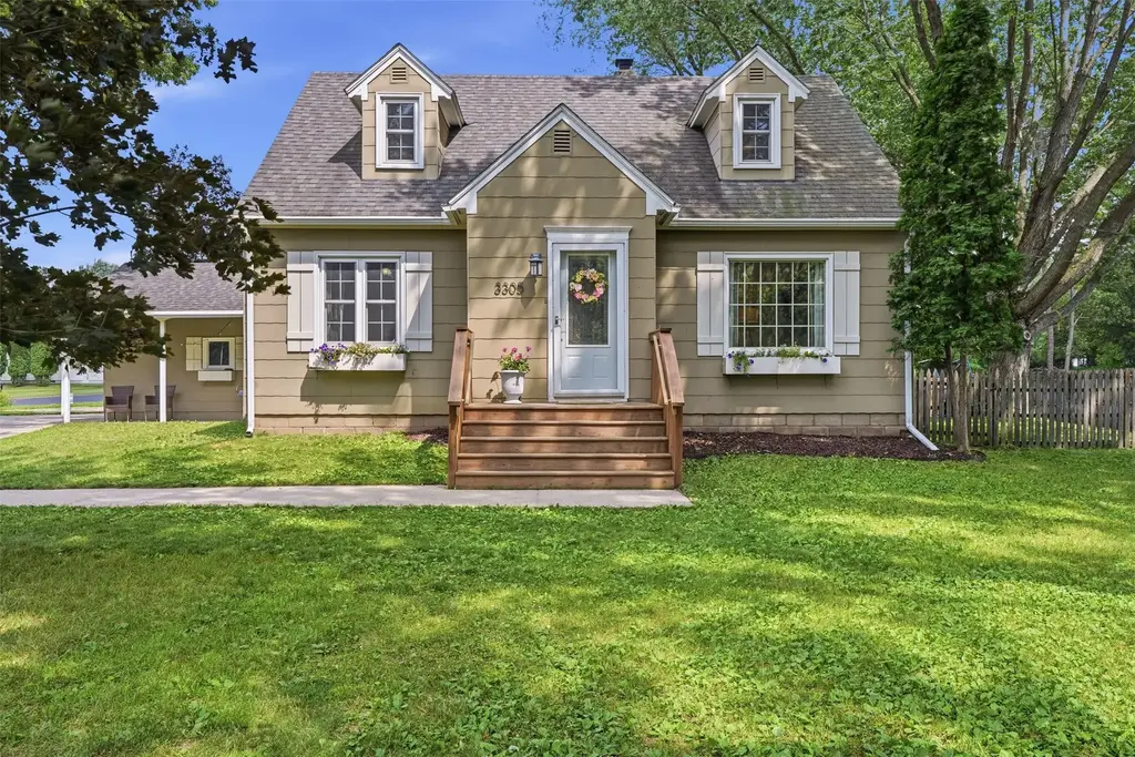 3305 Halsey Street, Eau Claire