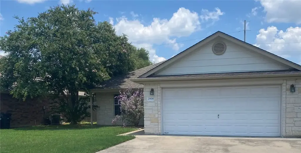 2908 Horseback Court, College Station