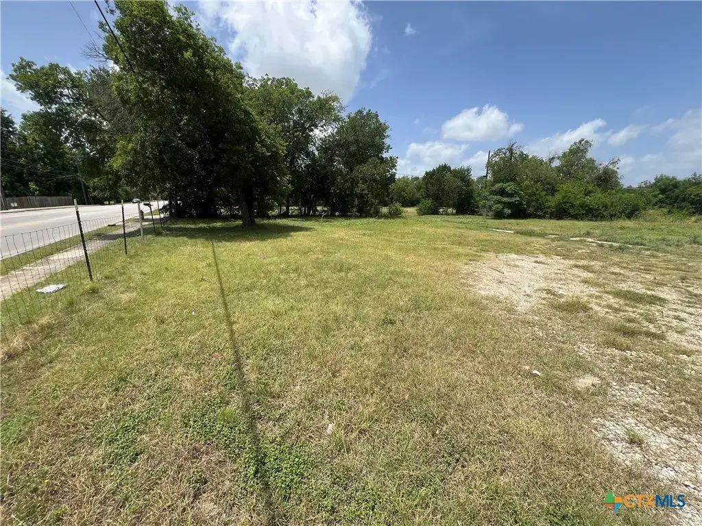 3109 S Florence Road, Killeen