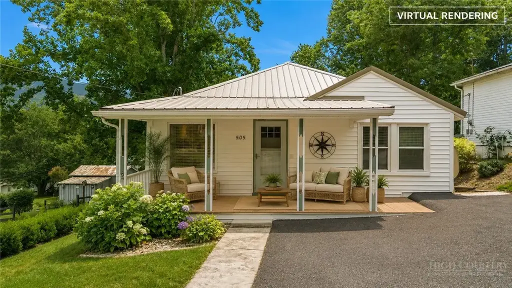 505 Oak Avenue, West Jefferson