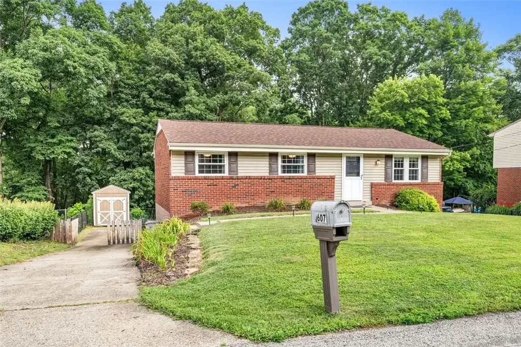 607 Stoneridge Drive , Shaler