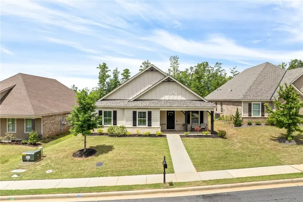 1953 Armistead Ln, Auburn
