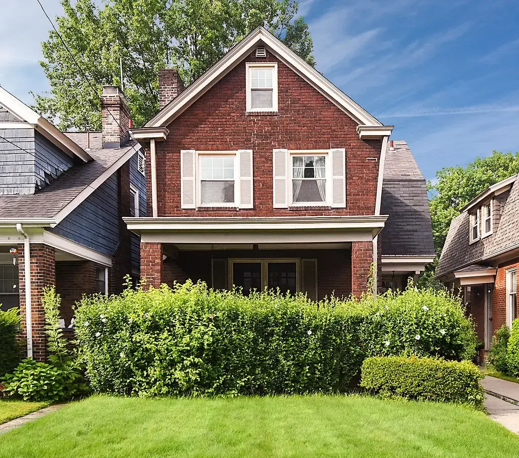 7421 Ben Hur Street, Point Breeze