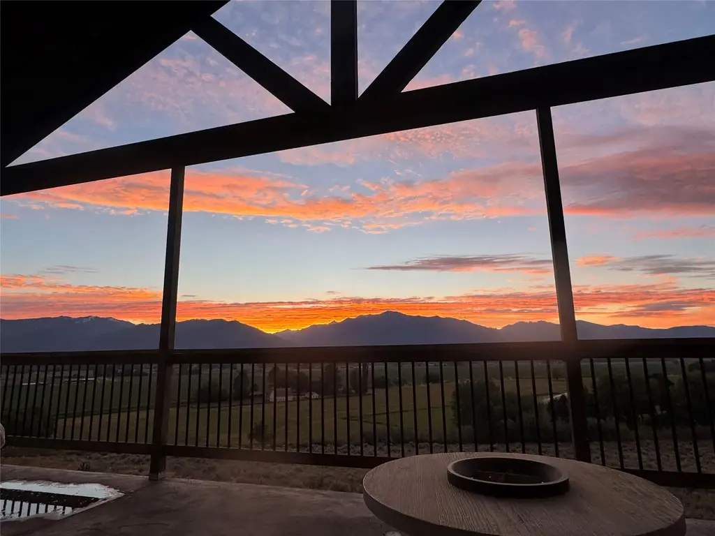 2261 Kelsey Lane, Stevensville
