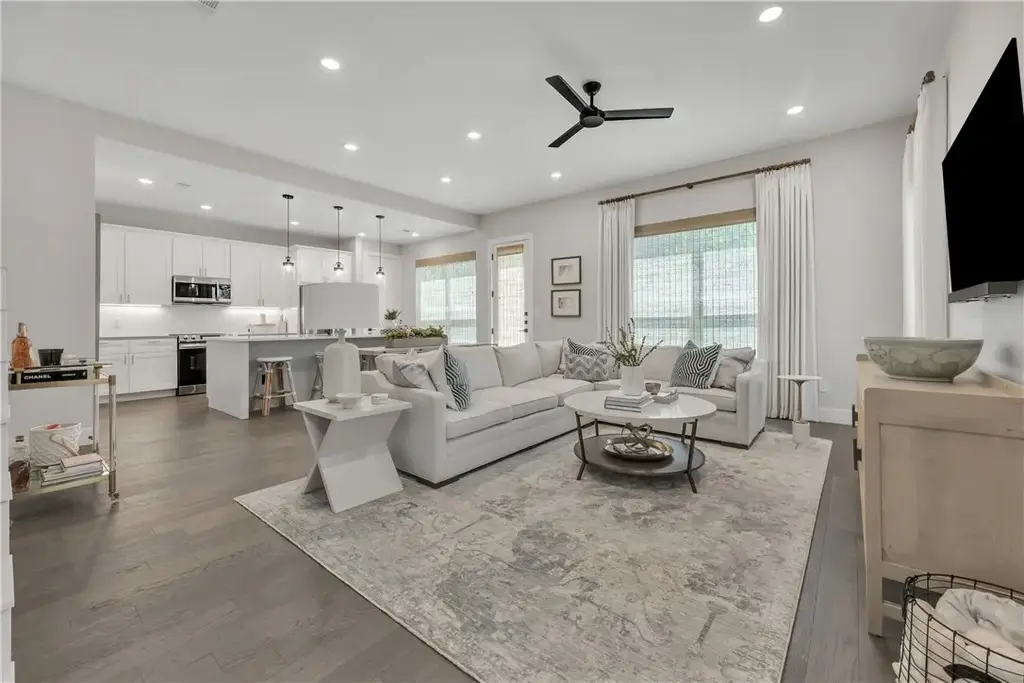 258 Estates Circle, College Station