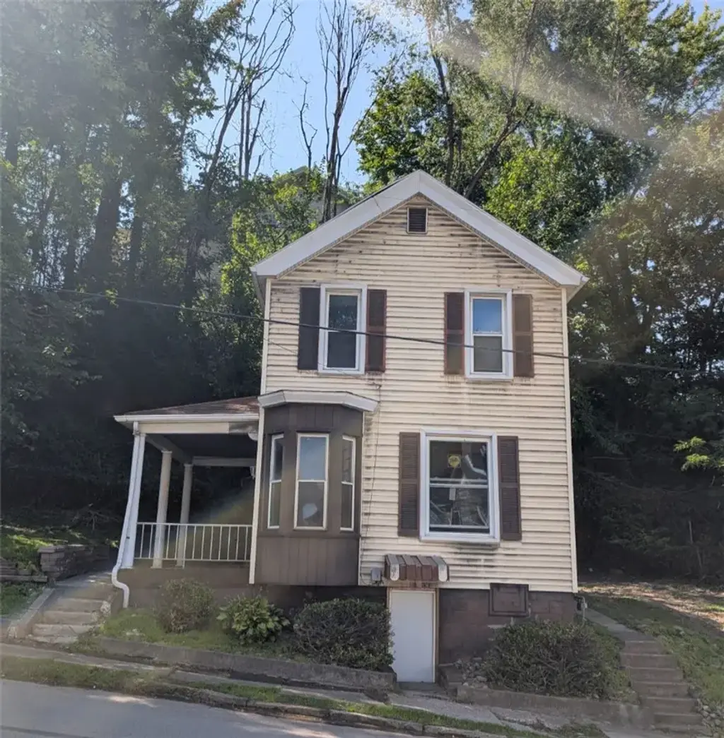 410 4th Street , Monongahela