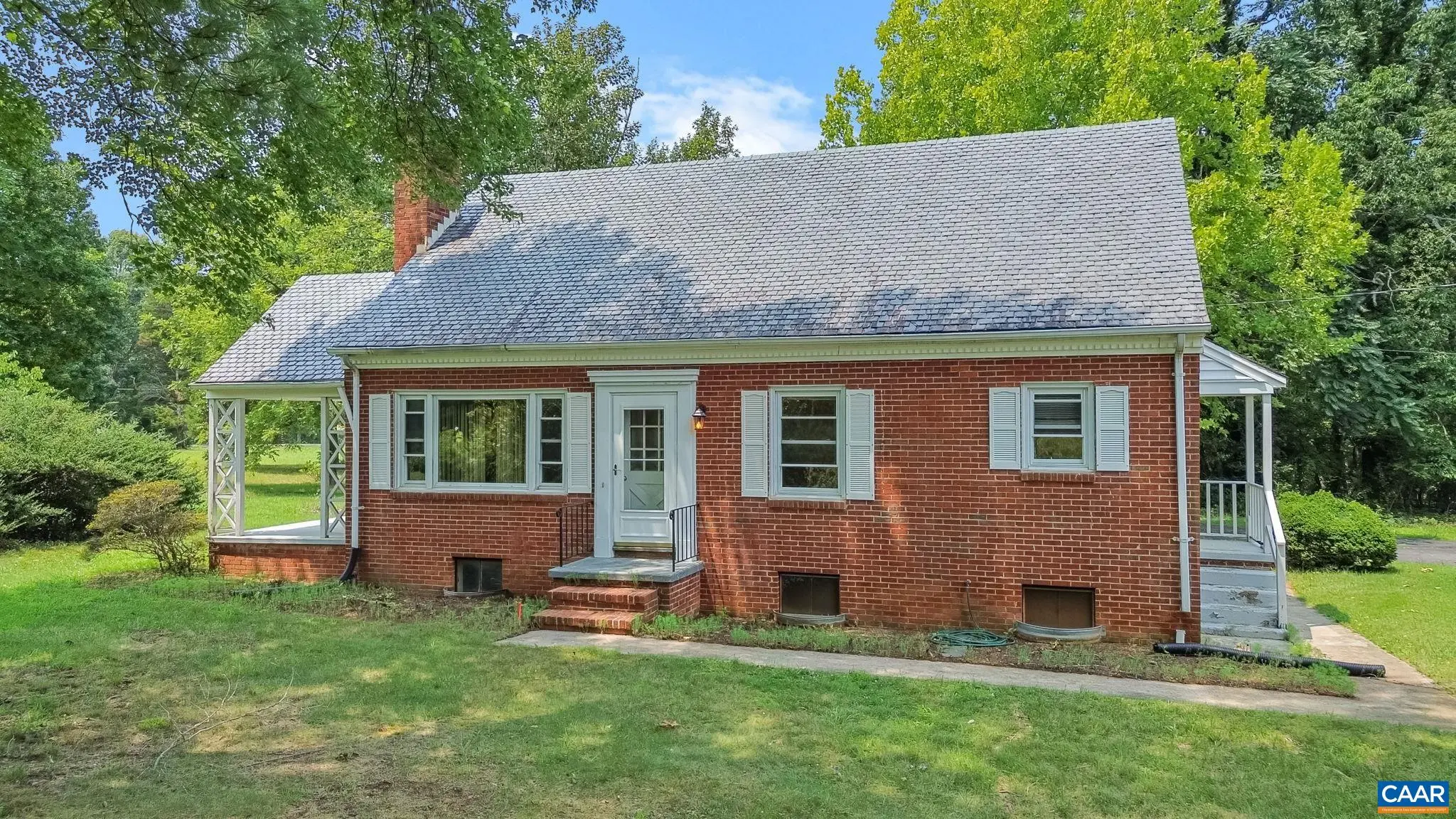 27039 James Madison Hwy N, New Canton